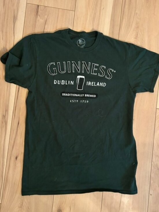 Guinness Other - Guinness  size medium top tee shirt mens t green graphic beer fan